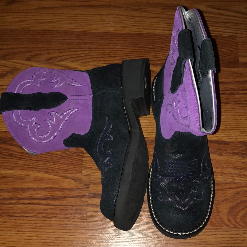 Never Worn Ariat Western Fatbaby Purple Boots